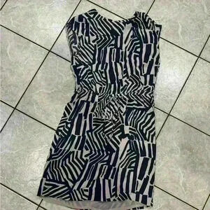 Loft charcoal and Light Gray Print Elastic Waist Sleeveless Dress Size Small